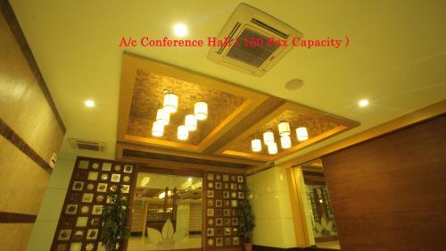 hotel vijayetha
