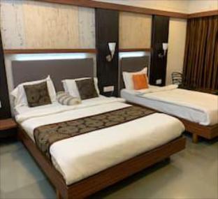 Honeybee Resort,Tungarli,3 star