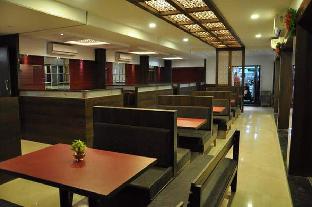 lumbinis grand hotel