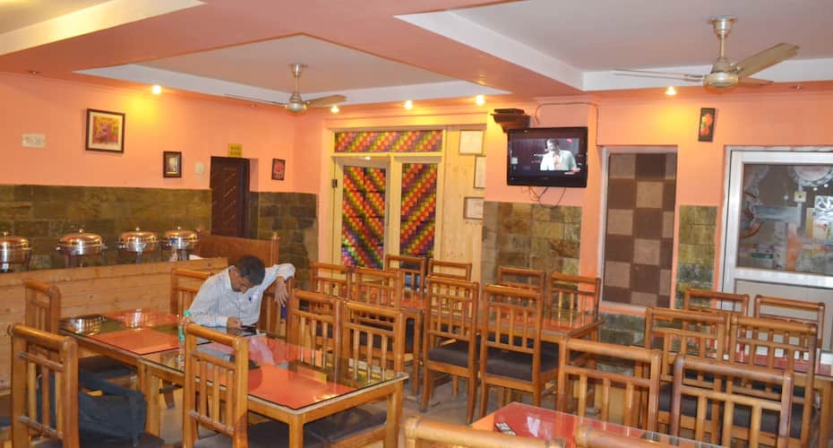 Hotel Royal Park,Srinagar,3 star