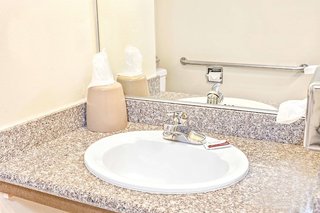 Vantage Point Inn Woodland Hills,Los Angeles>>Canoga Park,2 star