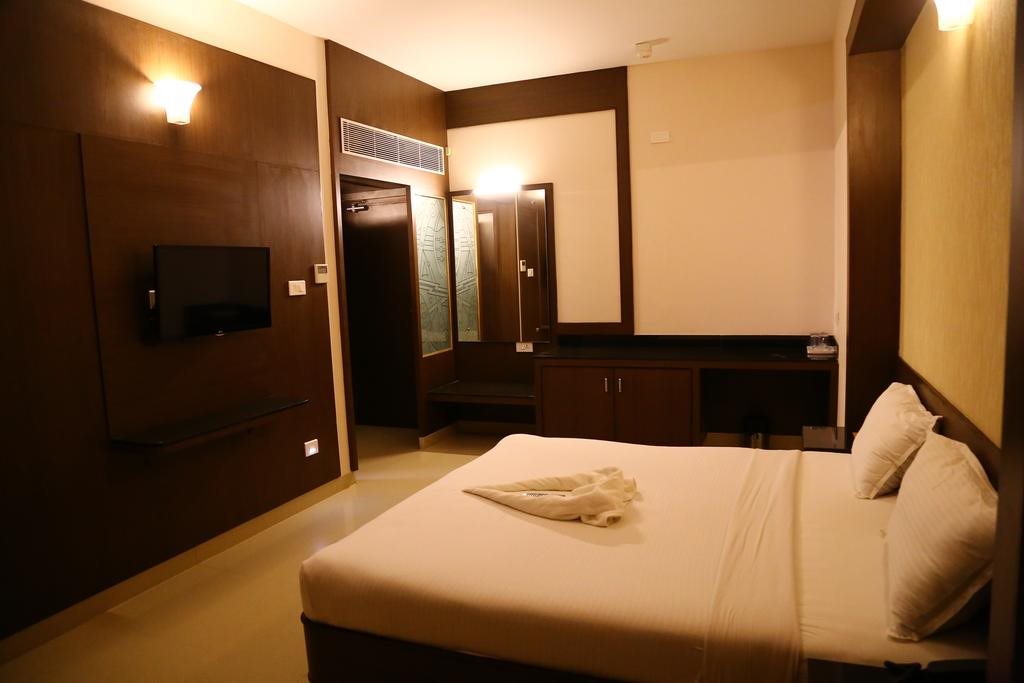 hotel varshan international