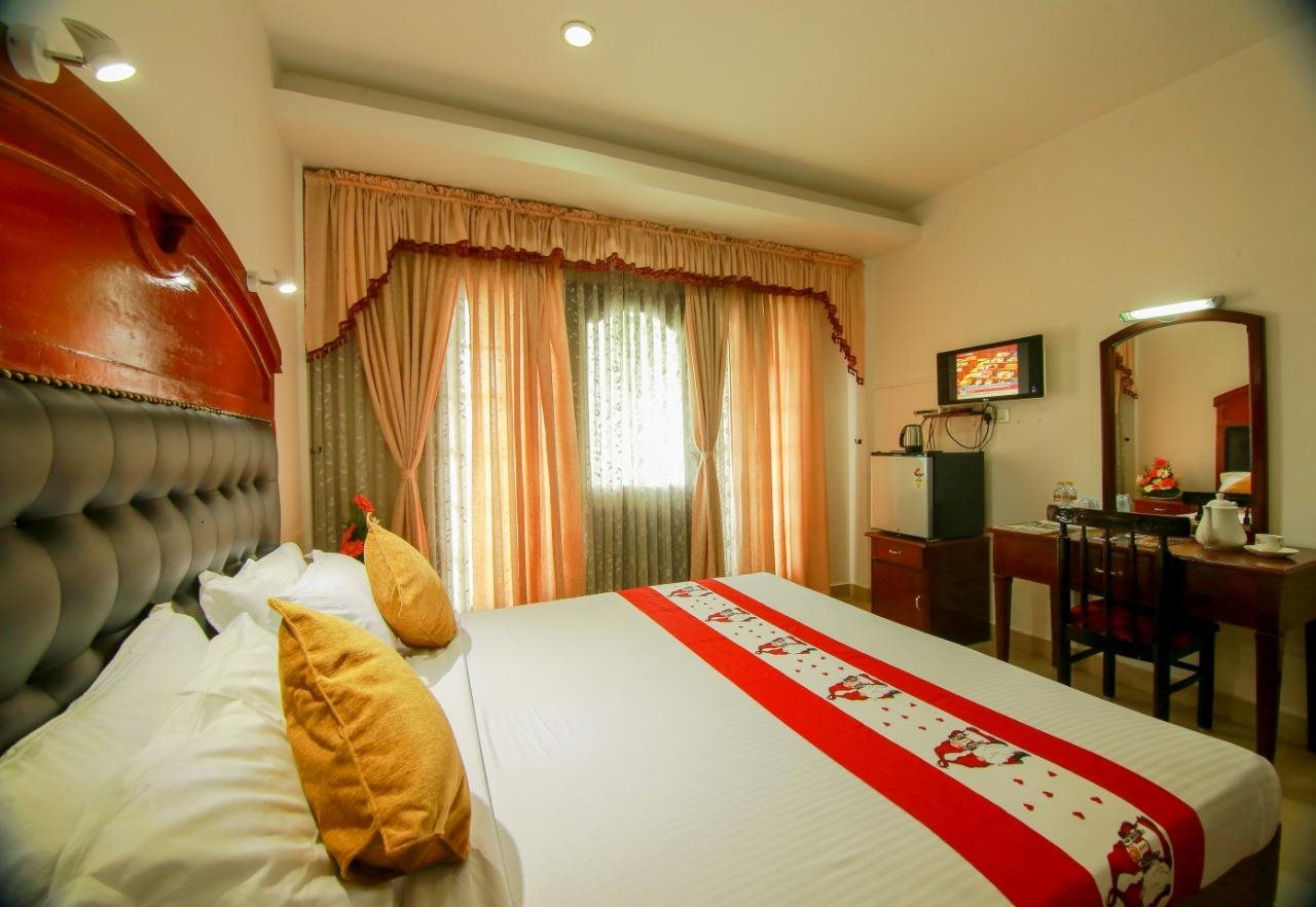 hotel meadows international