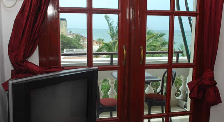 ajantha beach guest house