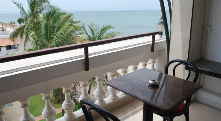 ajantha beach guest house