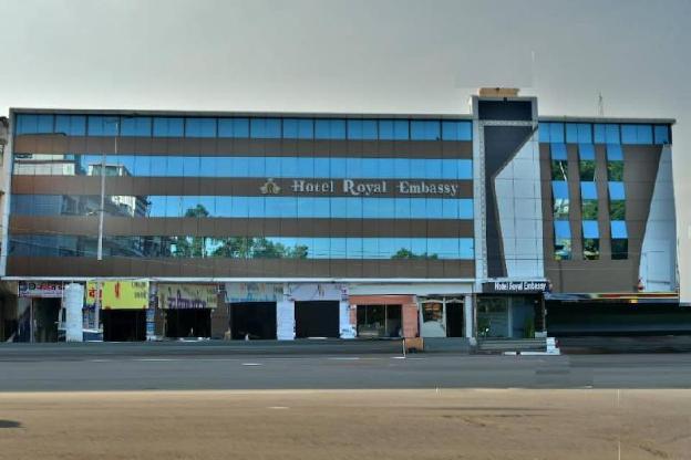 hotel royal embassy