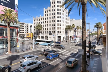 samesun hollywood hostel