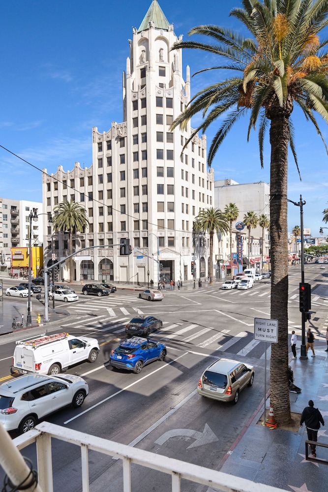 samesun hollywood hostel