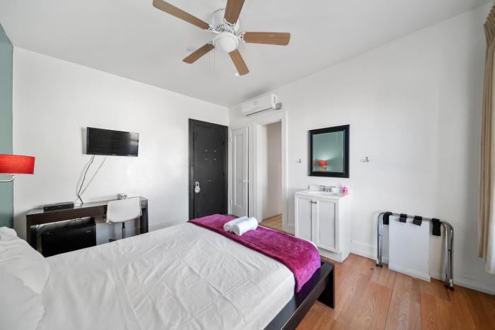 samesun hollywood hostel