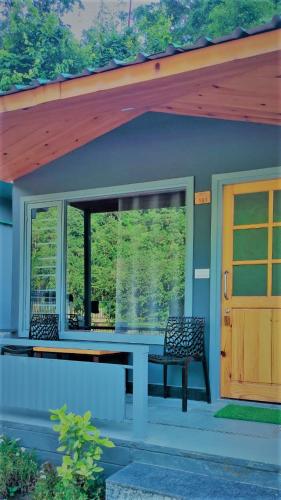 royale rainbow resort