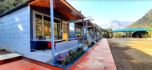 royale rainbow resort