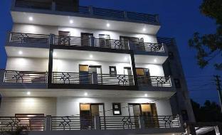 gopi dham ashram