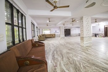 gopi dham ashram