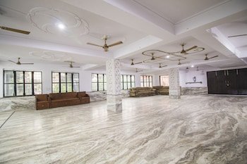 gopi dham ashram