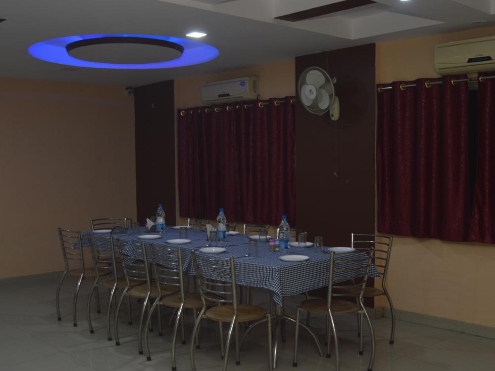 hotel rudraksh inn