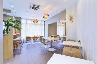 Kyriad Paris 18 - Porte De Clignancourt - Montmartre,Île-De-France>>Paris,3 star