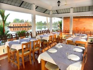 Riverine Resort,Champakulam>>Alappuzha,2 star