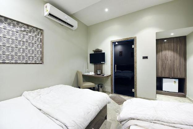 hotel afreen