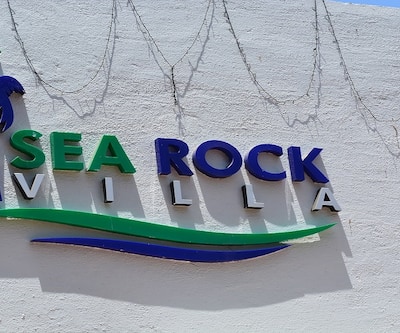 hotel sea rock villa
