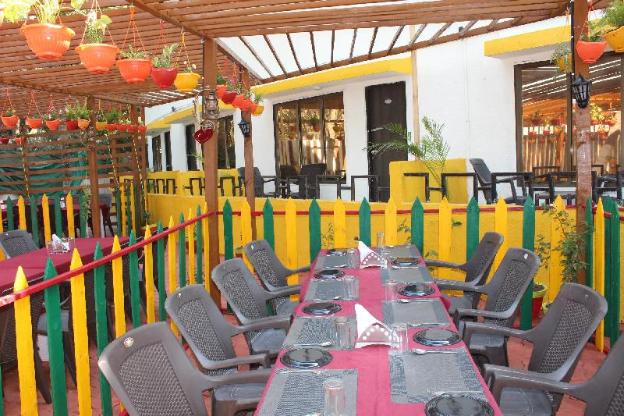 hotel sea rock villa