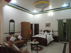 kunjpur guest house