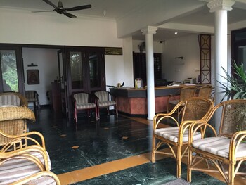 River Banks Madaparambil Resort,Kochi>>Idukki,3 star