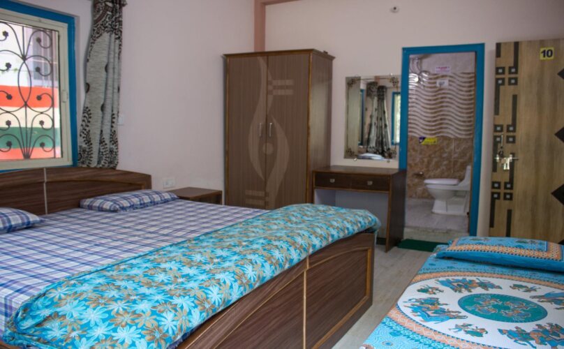 hotel golden crown