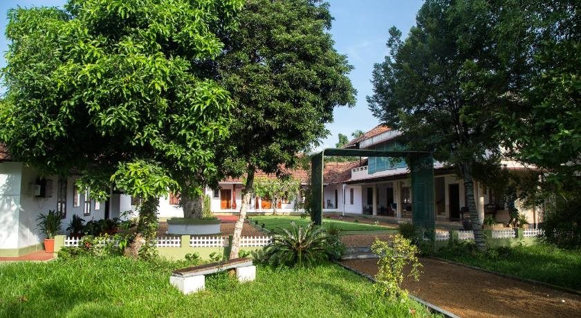 akkara homestay