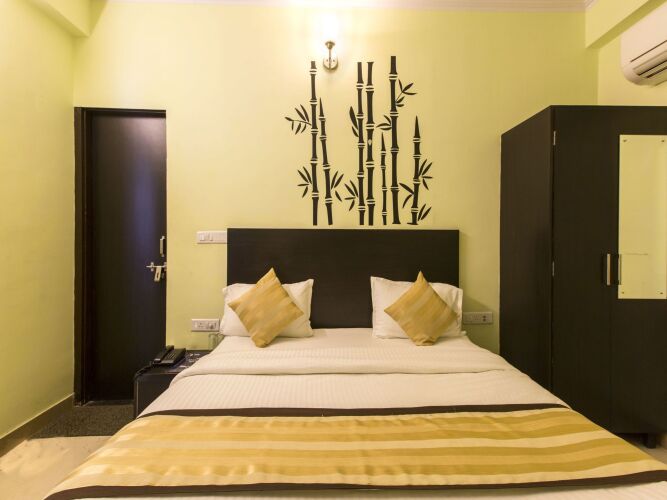hotel raghukul