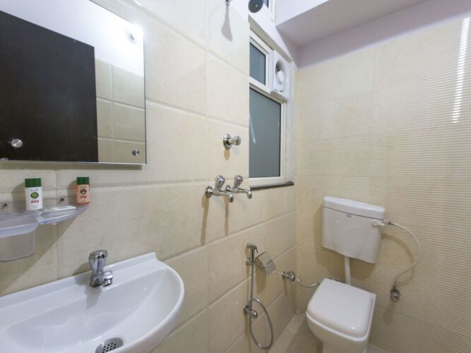 hotel raghukul