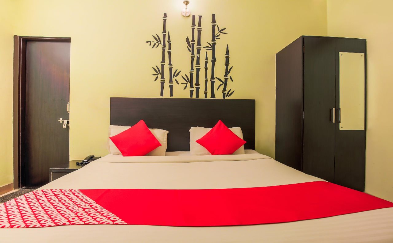 hotel raghukul