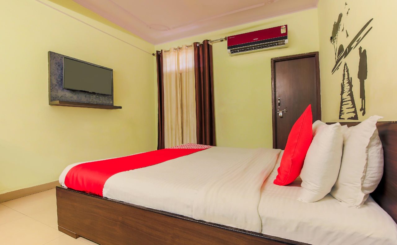 hotel raghukul
