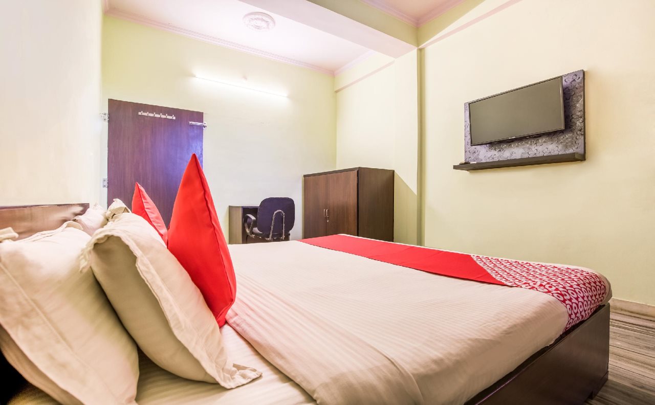 hotel raghukul