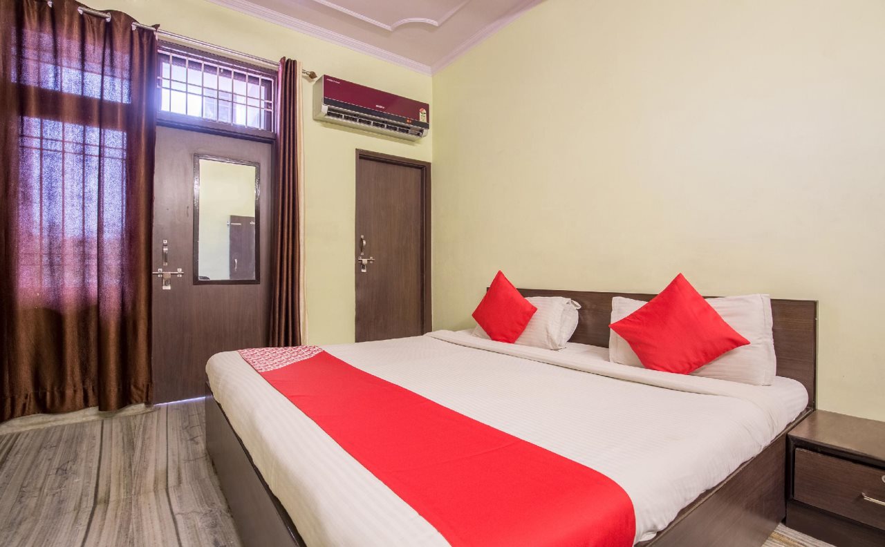 hotel raghukul