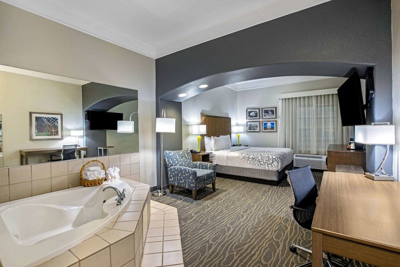la quinta inn and suites by wyndham manteca ripon