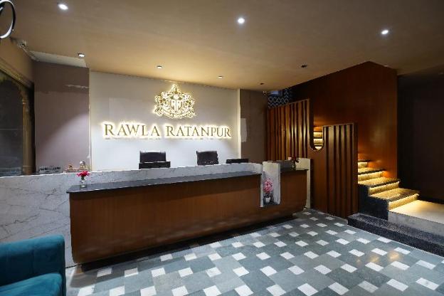 hotel kingfisher palace