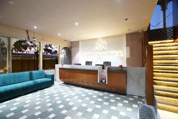 hotel kingfisher palace