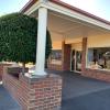 arthur phillip motor inn