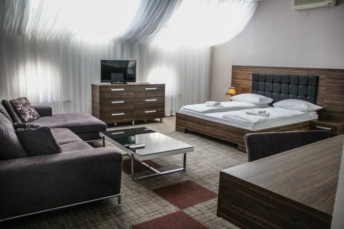 hotel story