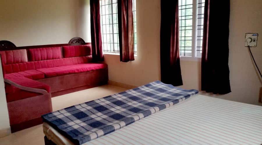 srishty garden resorts