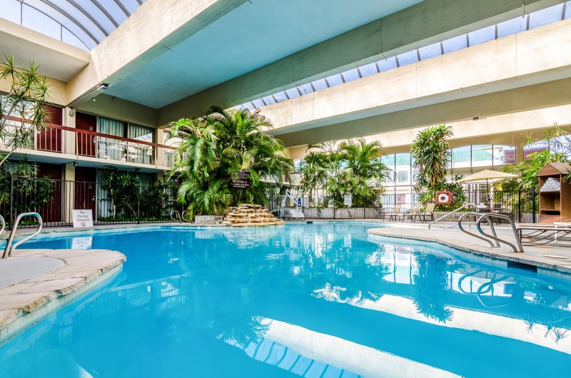 red roof inn plus wichita east