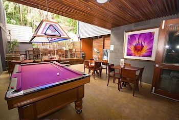 global backpackers port douglas