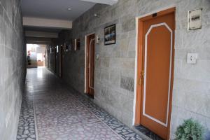 Hotel The Nest,Kullu>>Bajaura,3 star