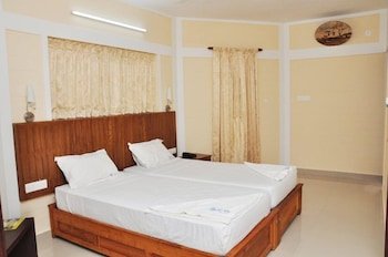 hello varkala beach resort