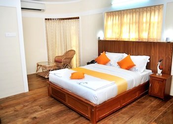 hello varkala beach resort