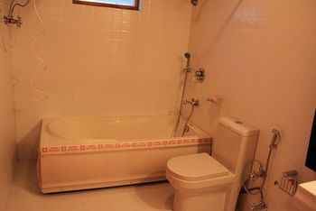 6th element cottages