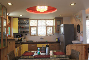 6th element cottages