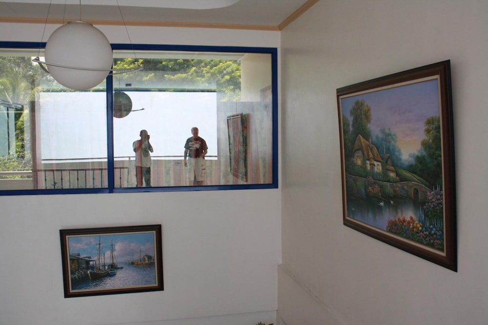 dumaguete springs apartment