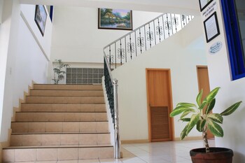 dumaguete springs apartment