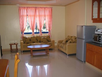 dumaguete springs apartment